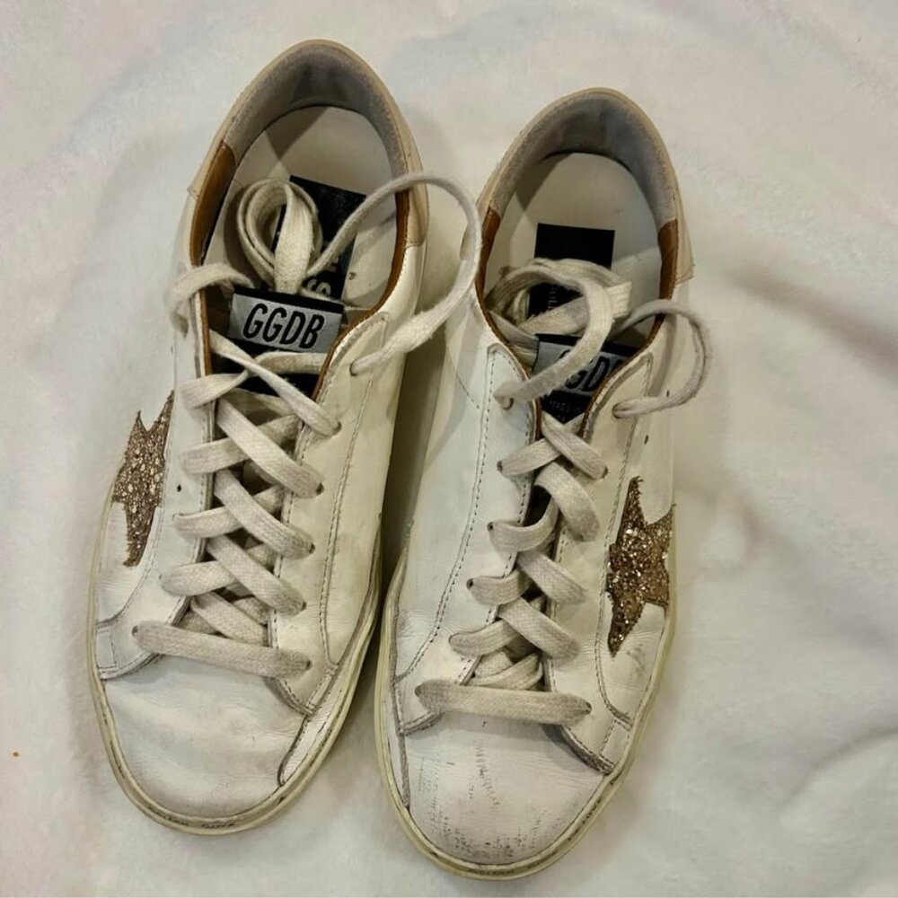 Golden Goose White and Gold Sneakers with Box - Picture 4 of 8